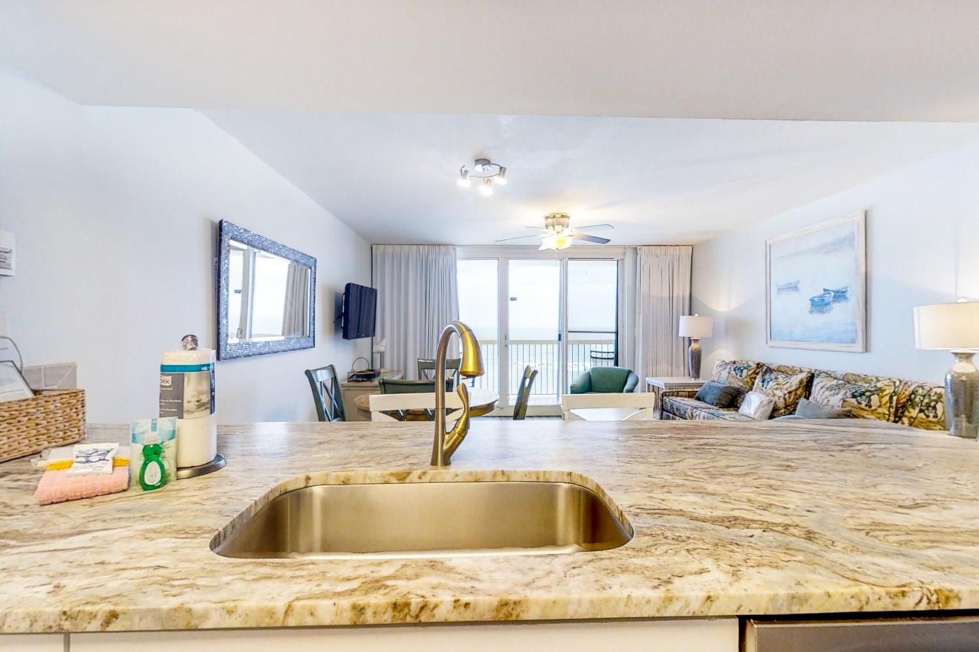 Pelican Beach Resort Destin Oda fotoğraf